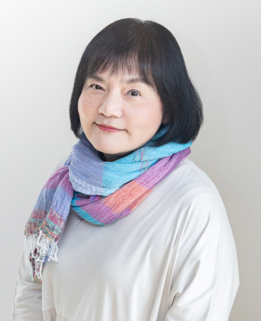 信友 直子